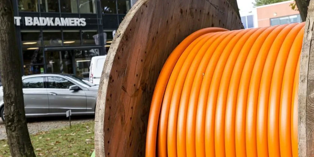 Glaspoort en CAI Harderwijk leggen samen glasvezel aan